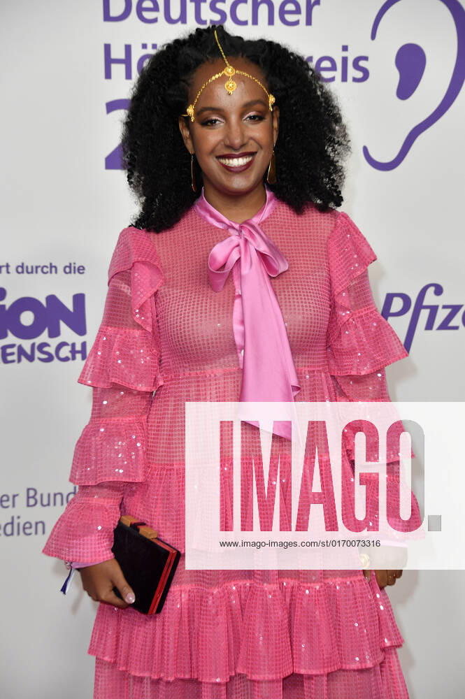 Benita Sarah Bailey bei der Verleihung des 20. Deutschen Hörfilmpreises 2022 in den Bolle Festsälen am Spree-Bogen. Berlin