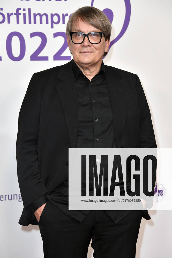 Sven Regener bei der Verleihung des 20. Deutschen Hörfilmpreises 2022 in den Bolle Festsälen am Spree-Bogen. Berlin