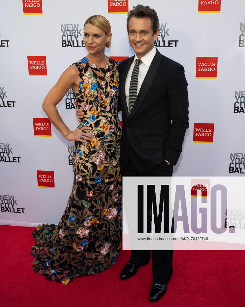 Claire Danes and Hugh Dancy arrive on the red carpet at the New York City Ballet 2022 Fall Fashion Gala at the David H. Koch Theater in New York City on Wednesday, September 28th, 2022. 1 NYP20220928522 GabrielexHoltermann