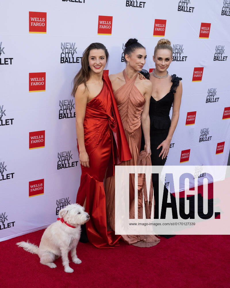 (L-R) Indiana Woodward, Alexa Maxwell and Jackie Bologna arrive on the red carpet at the New York City Ballet 2022 Fall Fashion Gala at the David H. Koch Theater in New York City on Wednesday, September 28, 2022. 1 NYP20220928550 GabrielexHoltermann