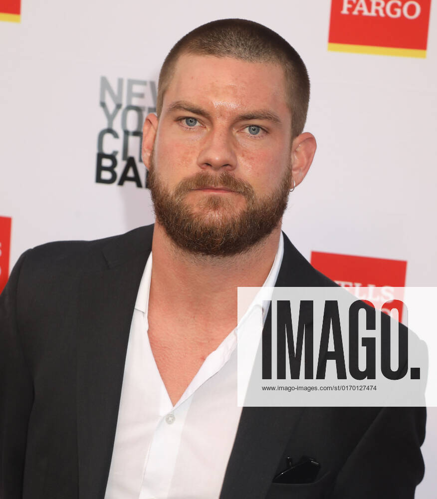 Actor JAKE WEARY attends the New York City Ballet 2022 Fall Fashion Gala held at the David H. Koch Theater at Lincoln Center. New York City USA - ZUMAk03_ 20220928_zaf_k03_058