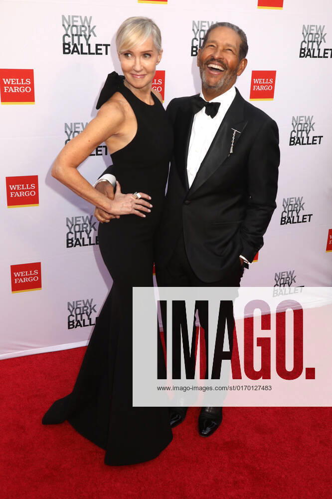 HILARY GUMBEL and BRYANT GUMBEL attend the New York City Ballet 2022 Fall Fashion Gala held at the David H. Koch Theater at Lincoln Center. New York City USA - ZUMAk03_ 20220928_zaf_k03_063