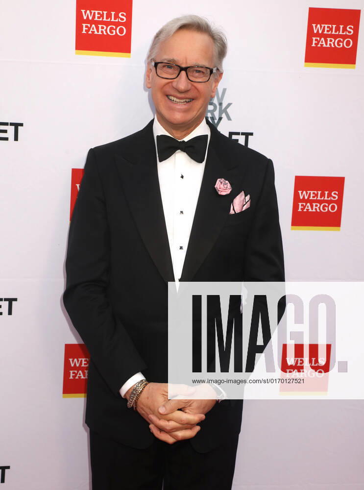 Actor PAUL FEIG attends the New York City Ballet 2022 Fall Fashion Gala held at the David H. Koch Theater at Lincoln Center. New York City USA - ZUMAk03_ 20220928_zaf_k03_075