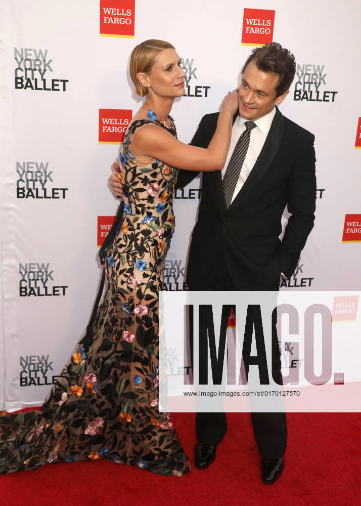 Actress CLAIRE DANES and HUGH DANCY attend the New York City Ballet 2022 Fall Fashion Gala held at the David H. Koch Theater at Lincoln Center. New York City USA - ZUMAk03_ 20220928_zaf_k03_096