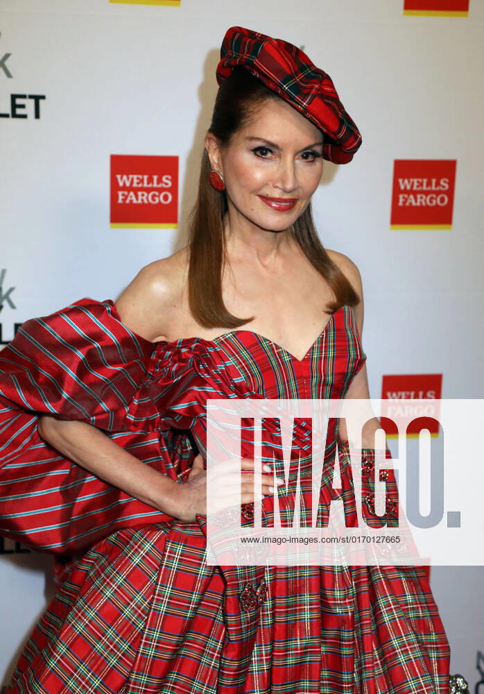 Socialite JEAN SHAFIROFF attends the New York City Ballet 2022 Fall Fashion Gala held at the David H. Koch Theater at Lincoln Center. New York City USA - ZUMAk03_ 20220928_zaf_k03_160