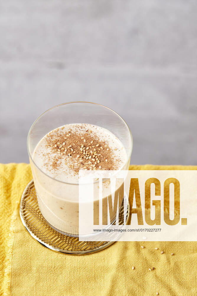 Tahini, Banana and Date Milkshake Tahini, Banana and Date Milkshake