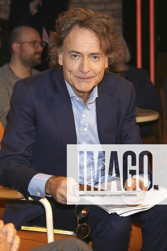 Giovanni di Lorenzo bei der Aufzeichnung der Radio Bremen Talkshow 3 nach 9 im Eventstudio im Weserhaus. Bremen