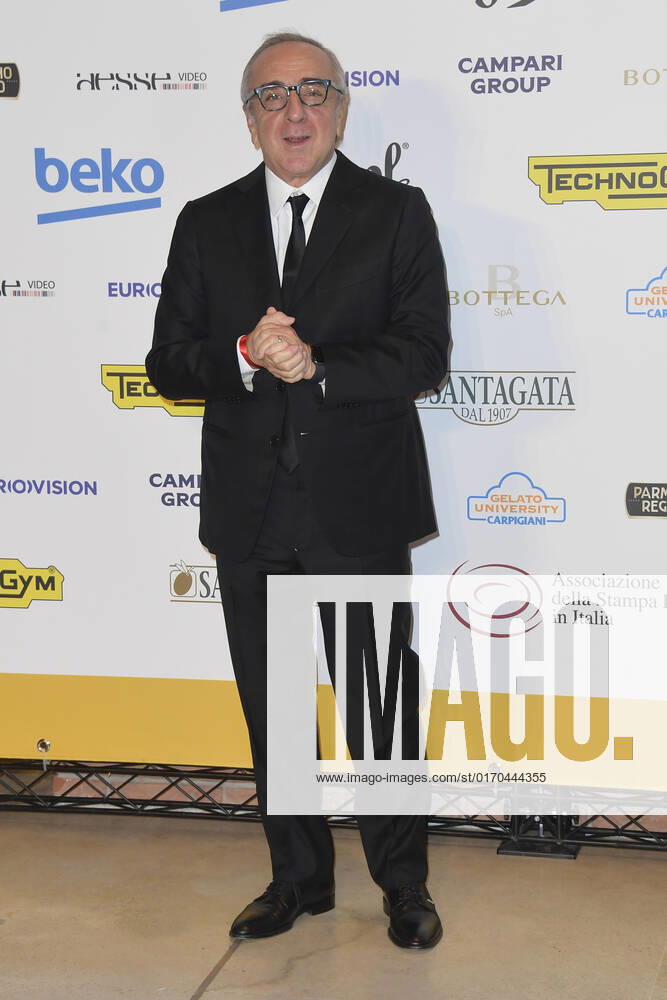 Silvio Orlando attends at the red carpet of the Globo d oro award 2022 at the Auditorium Parco Della Musica. Rome Italy - ZUMAs197 20221004_zaa_s197_389