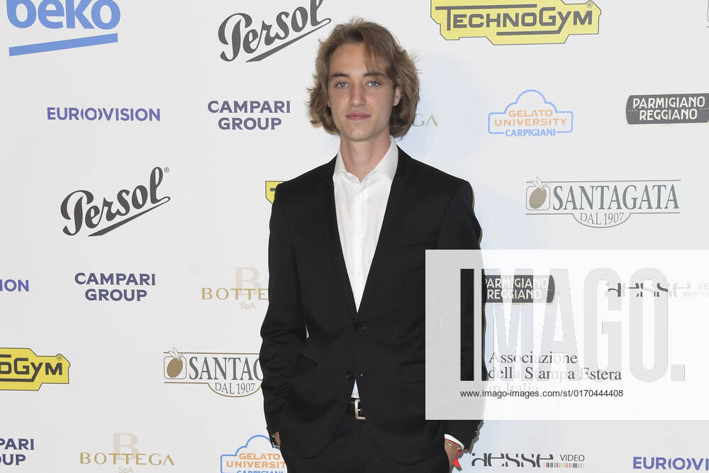 Luca Vergoni attends at the red carpet of the Globo d oro award 2022 at the Auditorium Parco Della Musica. Rome Italy - ZUMAs197 20221004_zaa_s197_415