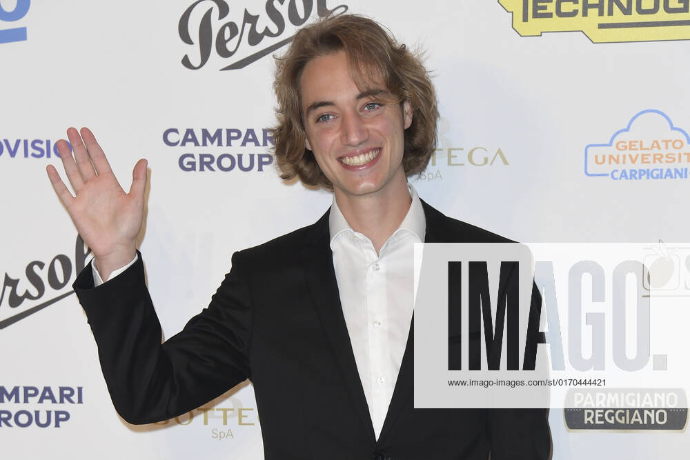 Luca Vergoni attends at the red carpet of the Globo d oro award 2022 at the Auditorium Parco Della Musica. Rome Italy - ZUMAs197 20221004_zaa_s197_421