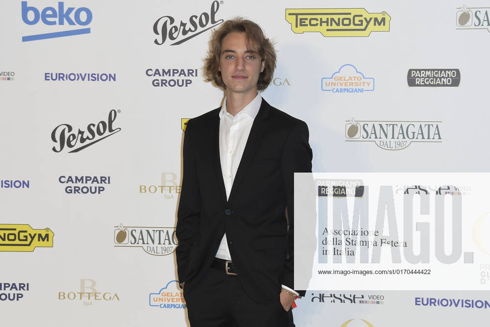 Luca Vergoni attends at the red carpet of the Globo d oro award 2022 at the Auditorium Parco Della Musica. Rome Italy - ZUMAs197 20221004_zaa_s197_422