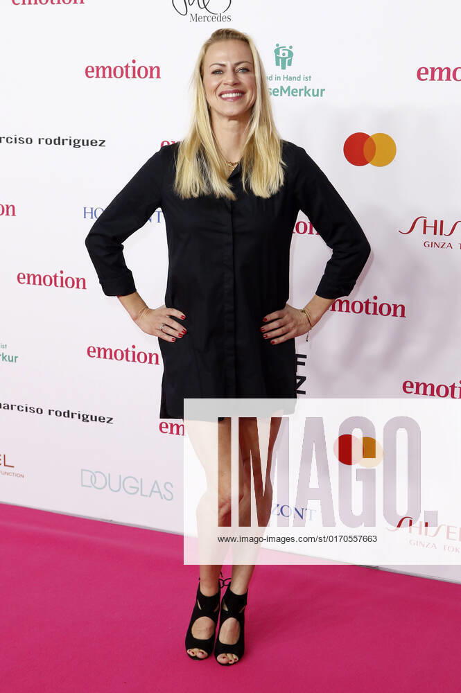 Anneke Dürkopp bei der 11. Verleihung des EMOTION Award 2022 im Curio Haus. Hamburg
