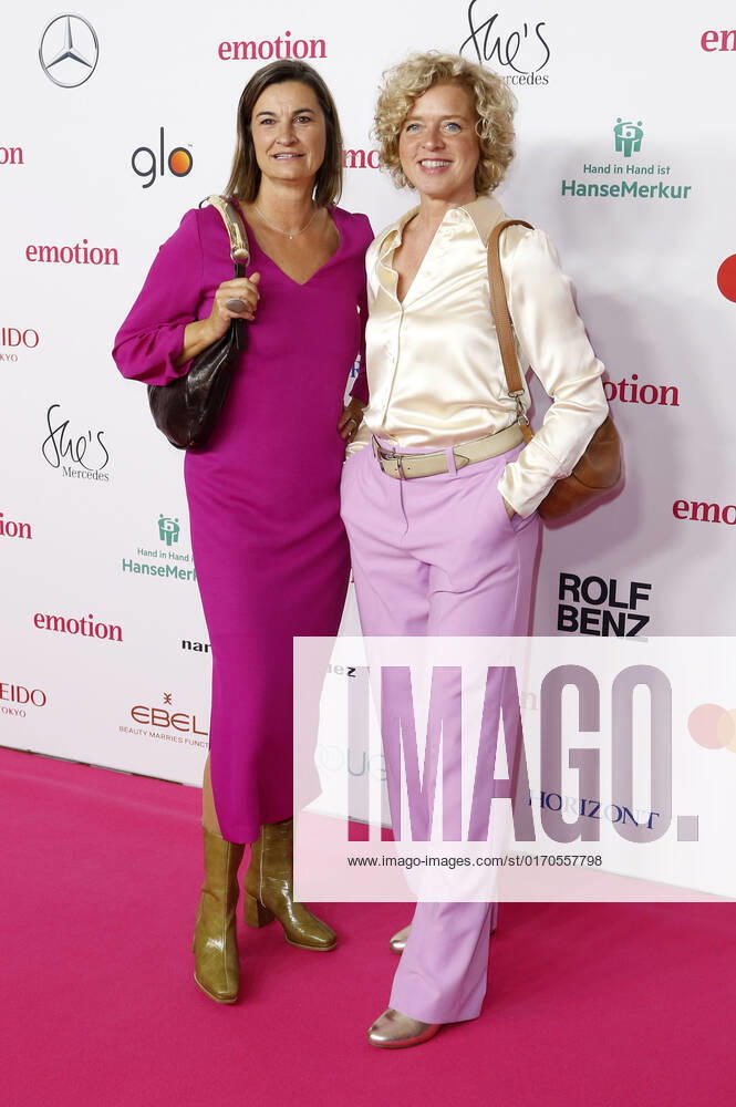 Inka Schneider und Lisa Ortgies bei der 11. Verleihung des EMOTION Award 2022 im Curio Haus. Hamburg