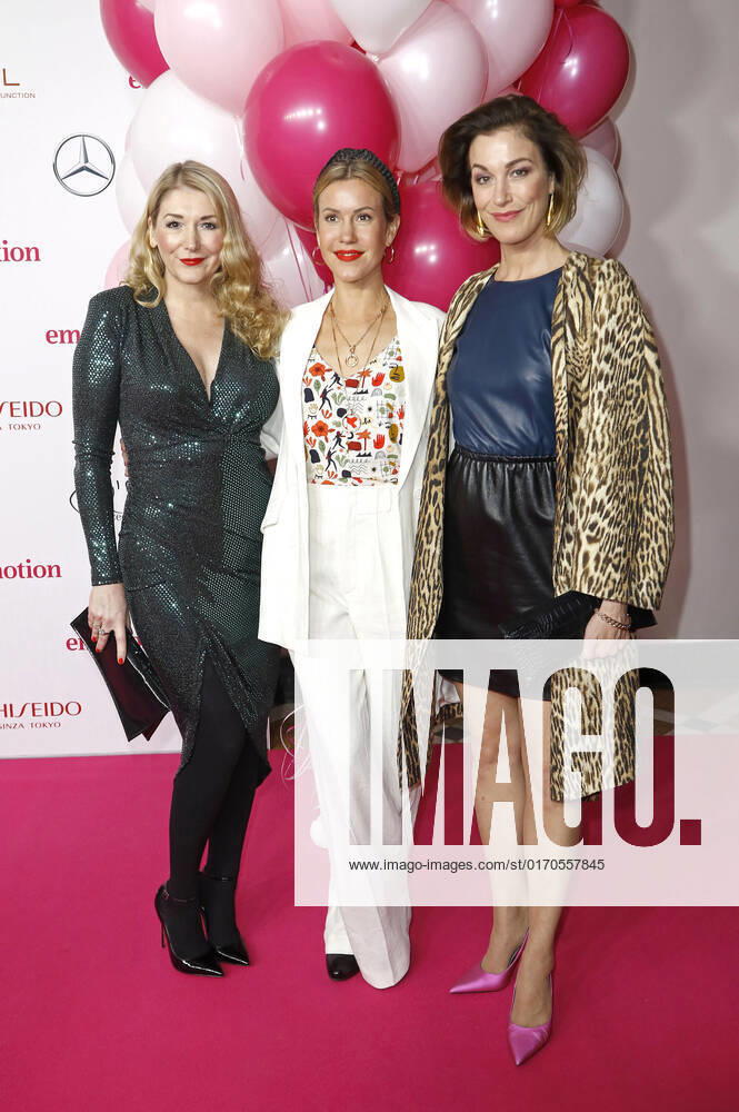 Sandra Quadflieg, Wolke Hegenbarth und Julia Stinshoff bei der 11. Verleihung des EMOTION Award 2022 im Curio Haus. Hamburg