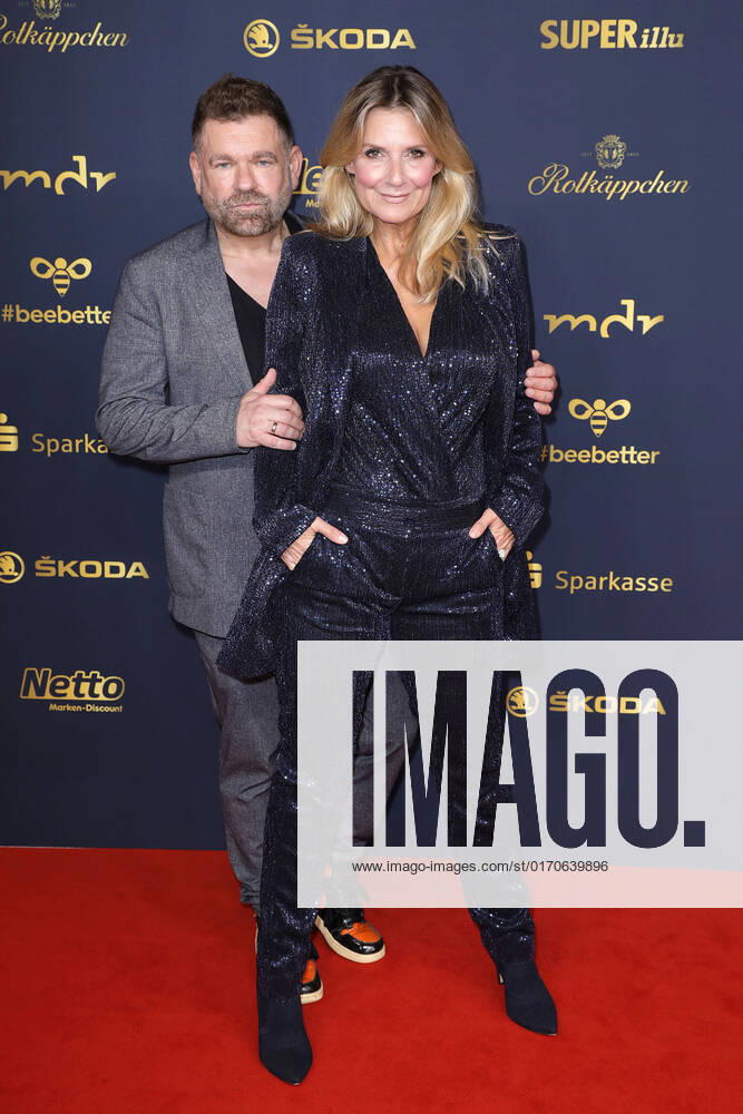 Peter Plate und Kim Fisher bei der Verleihung Die Goldene Henne am 7.10.2022 in Leipzig Die Goldene Henne 2022 Verleihung in Leipzig