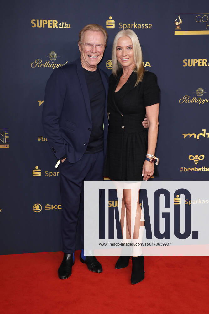 Wolfgang und Gesine Lippert bei der Verleihung Die Goldene Henne am 7.10.2022 in Leipzig Die Goldene Henne 2022 Verleihung in Leipzig