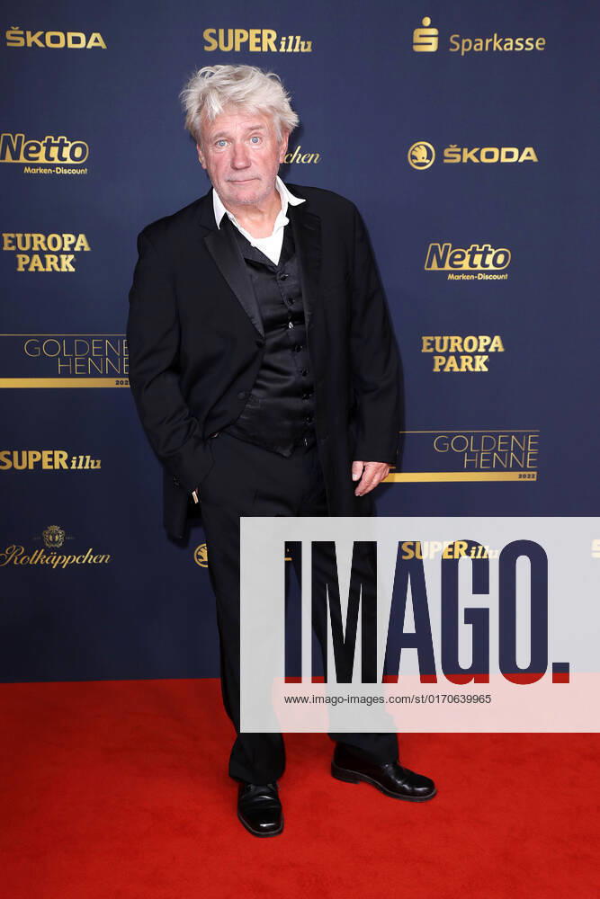Joerg Schuettauf bei der Verleihung Die Goldene Henne am 7.10.2022 in Leipzig Die Goldene Henne 2022 Verleihung in Leipzig