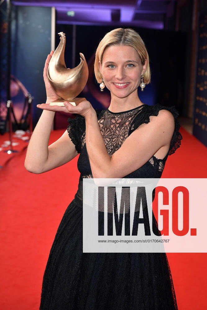 Svenja Jung bei der GOLDENE HENNE 2022 in der Media City in Leipzig am 07.10.2022 - Preisträger