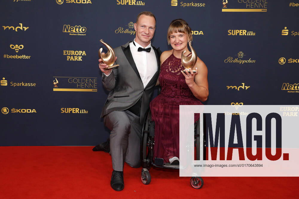 Preisträger Francesco Friedrich und Anna-Lena Forster bei der Verleihung Die Goldene Henne am 7.10.2022 in Leipzig Die Goldene Henne 2022 Verleihung in Leipzig - Preisträger Gewinner