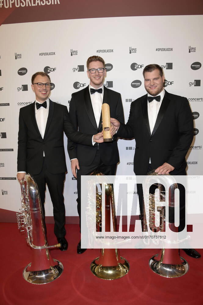 Trio 21Meter60 bei der Verleihung des Opus Klassik 2022 im Konzerthaus am Gendarmenmarkt. Berlin