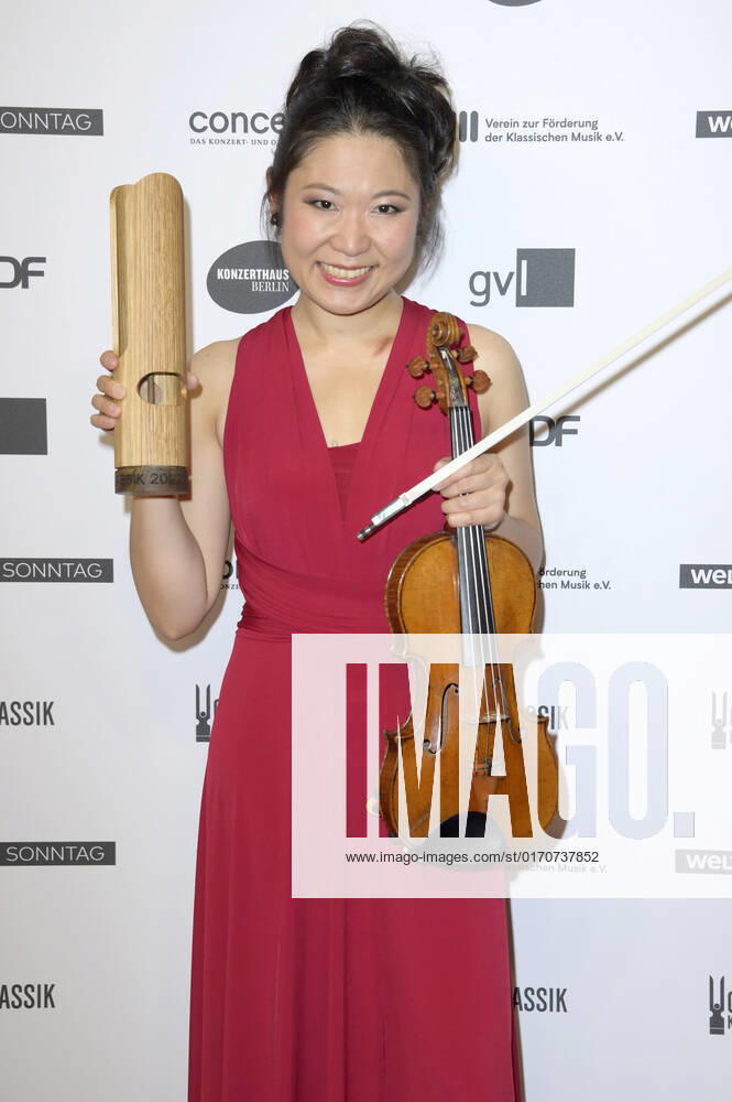 Tianwa Yang bei der Verleihung des Opus Klassik 2022 im Konzerthaus am Gendarmenmarkt. Berlin