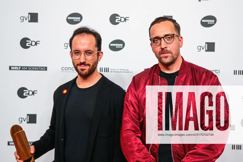 Igor Levit und Danger Dan bei der Verleihung des OPUS Klassik Award 2022 im Konzerthaus Berlin am Gendarmenmarkt. OPUS Klassik 2022