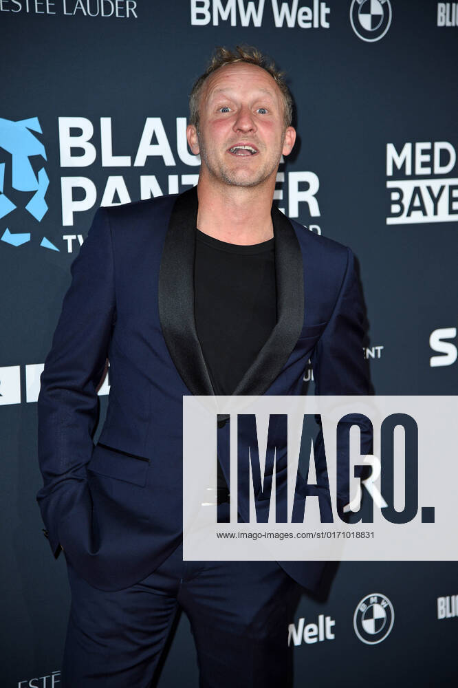 Maximilian Brückner bei der Preisverleihung Blauer Panther TV & Streaming Award in der BMW-Welt in München am 19.10.2022