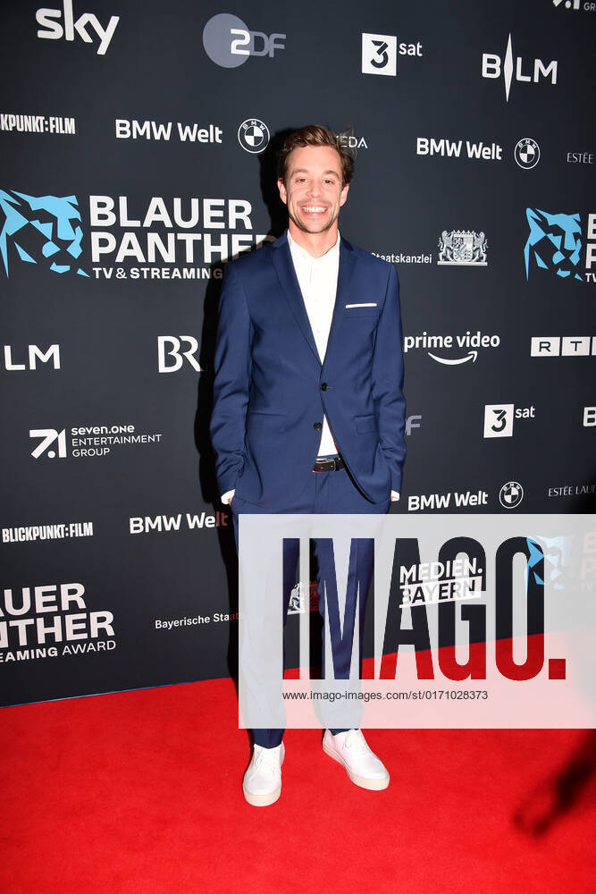 Tobias Krell Verleihung Blauer Panther - TV & Streaming Award 2022 Ehrung, Auszeichnung, Preis BMW Welt München 19. Oktober 2022