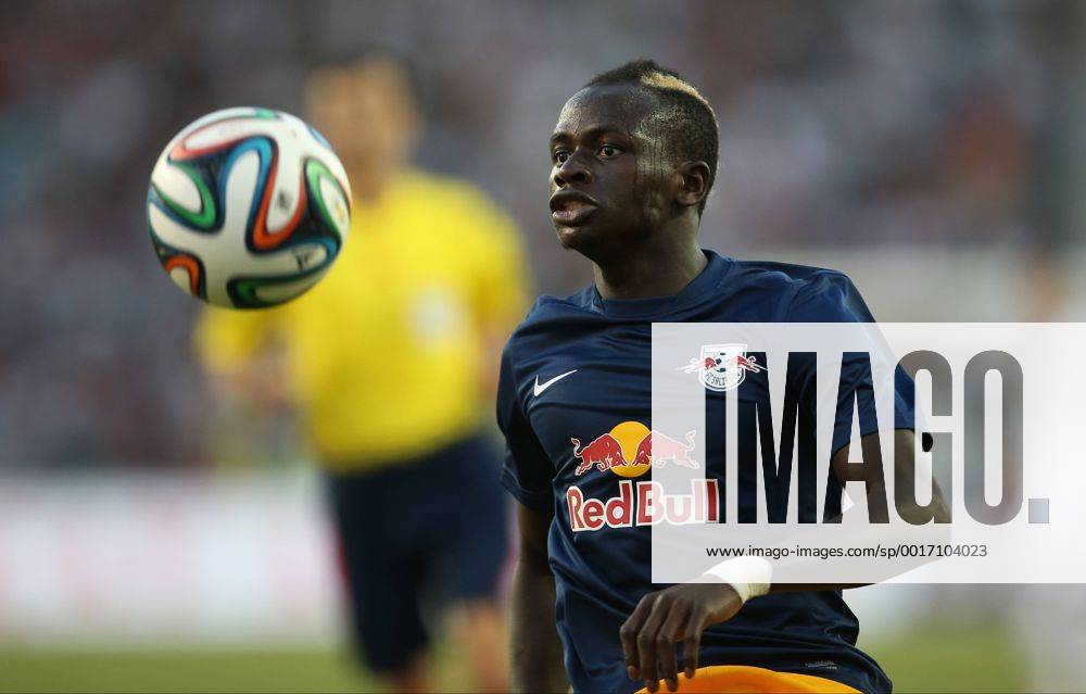 SOCCER - CL, Karabag vs RBS BAKU,AZERBAIJAN,30.JUL.14 - SOCCER - UEFA Champions League, qualifying, Karabag Agdam FK vs Red Bull Salzburg. Image shows Sadio Mane (RBS).