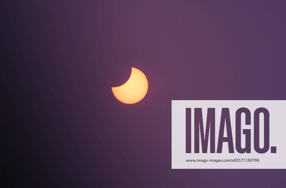 Picture shows a view of the moon partially obscuring the sun disk, This picture taken on October 25, 2022 shows a view of the moon partially obscuring the sun disk, seen behind an X-ray image as a filter, during a partial solar eclipse visible from Gaza City in the Palestinian Gaza Strip enclave. Photo by Ashraf Amra apaimages Gaza city Gaza Strip Palestinian Territory 251022_Gaza_ASH_3_00 (8)