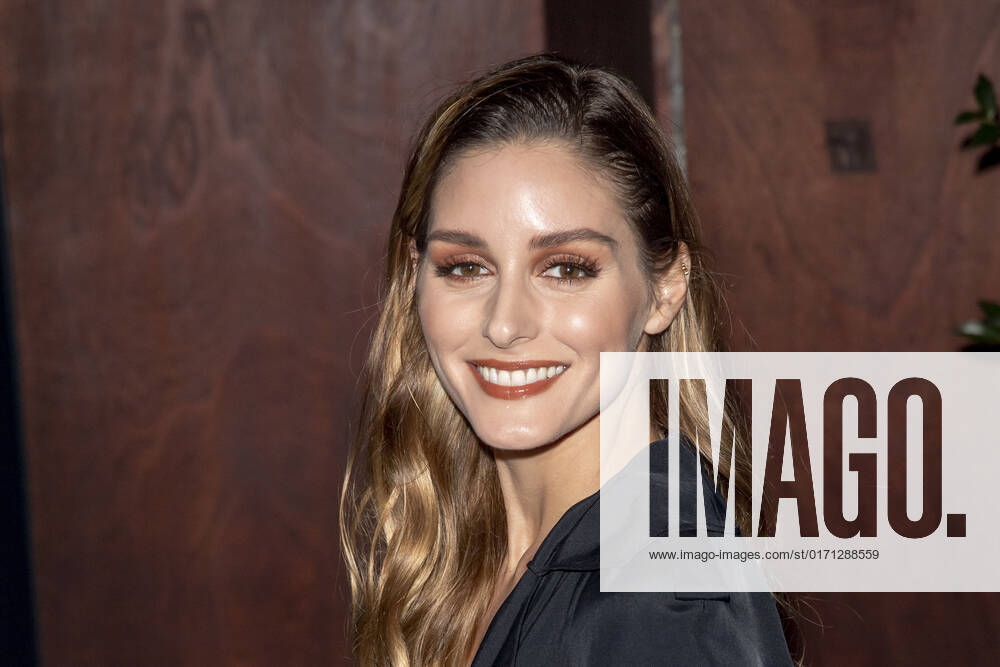 Olivia Palermo attends the 2022 WWD Honors at Cipriani South Street in New York City. New York United States - ZUMAs197 20221025_zaa_s197_298