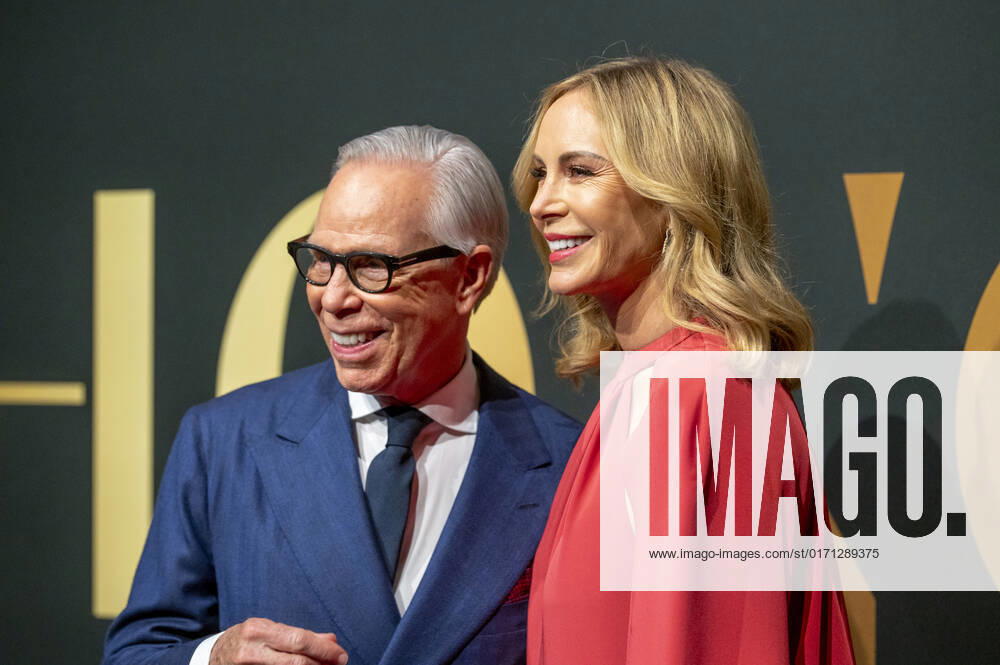 Tommy Hilfiger and Dee Ocleppo Hilfiger attend the 2022 WWD Honors at Cipriani South Street in New York City. New York United States - ZUMAs197 20221025_zaa_s197_278