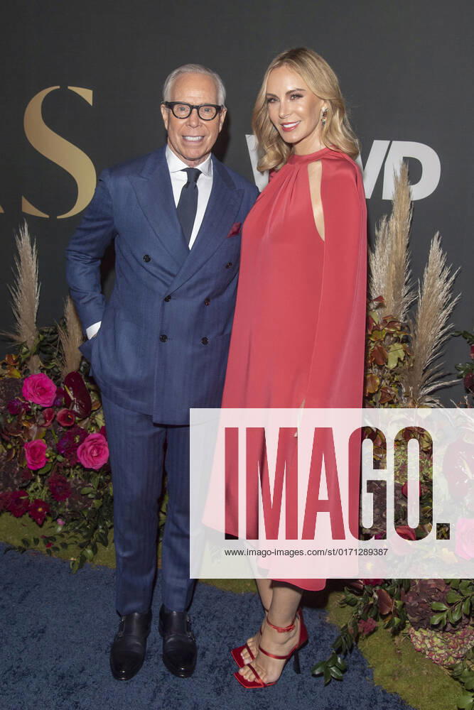 Tommy Hilfiger and Dee Ocleppo Hilfiger attend the 2022 WWD Honors at Cipriani South Street in New York City. New York United States - ZUMAs197 20221025_zaa_s197_275