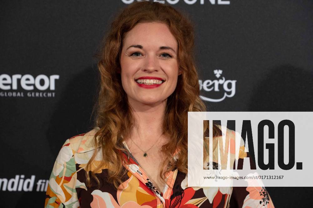 Madeleine KRAKOR, Schauspielerin, Roter Teppich, Red Carpet Show, Ankunft, arrival, Film Festival Cologne awards in Koeln