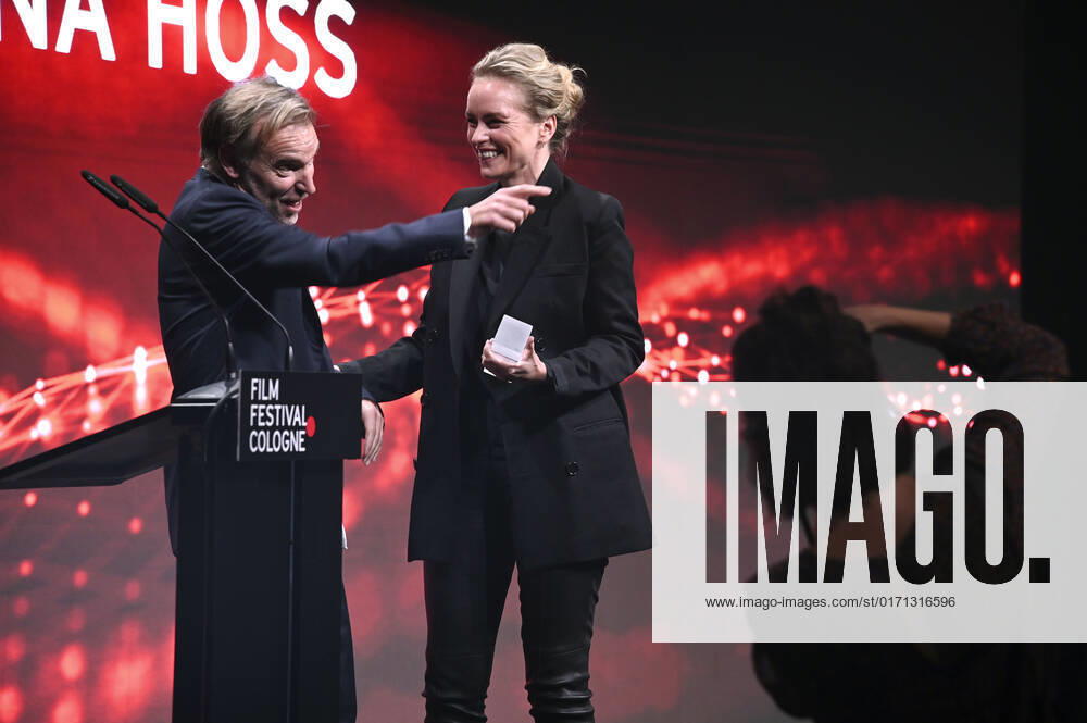 Mans Marlind und Nina Hoss bei der Verleihung der Film Festival Cologne Awards auf dem 32. Film Festival Cologne 2022 im E-Werk. Köln