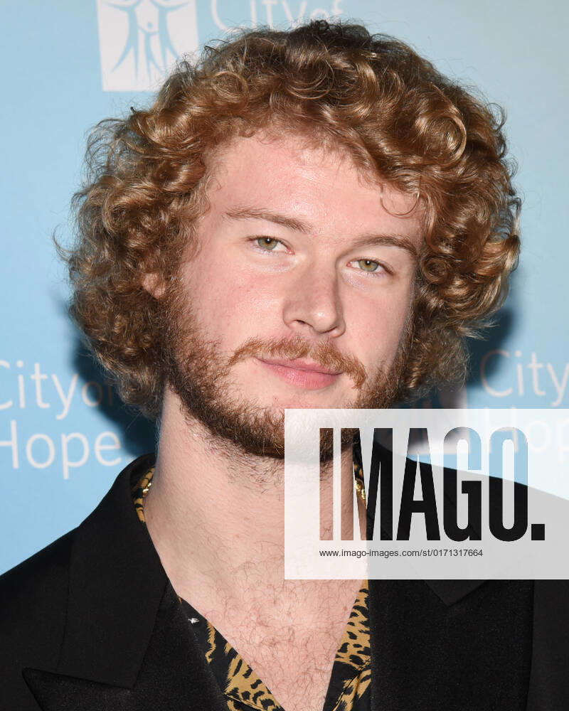 Los Angeles, California - Yung Gravy. City Of Hope s 2022 Spirit Of Life Gala. Photo Credit: Billy Bennight AdMediaSeries The White Lotus . 285508 2022-10-27 California West Hollywood
