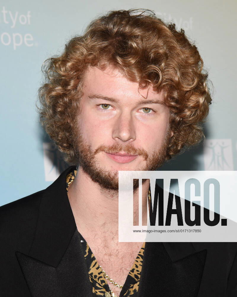 Los Angeles, California - Yung Gravy. City Of Hope s 2022 Spirit Of Life Gala. West Hollywood USA - ZUMAa123 20221027_zaa_a123_006