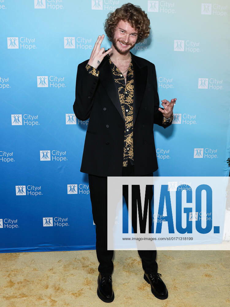City Of Hope s 2022 Spirit Of Life Gala American rapper Yung Gravy (Matthew Raymond Hauri) arrives at the City Of Hope s 2022 Spirit Of Life Gala held at the Pacific Design Center on October 27, 2022 in West Hollywood, Los Angeles, California, United States. Pacific Design Center, West Hollywood, Los Angeles, California California United States
