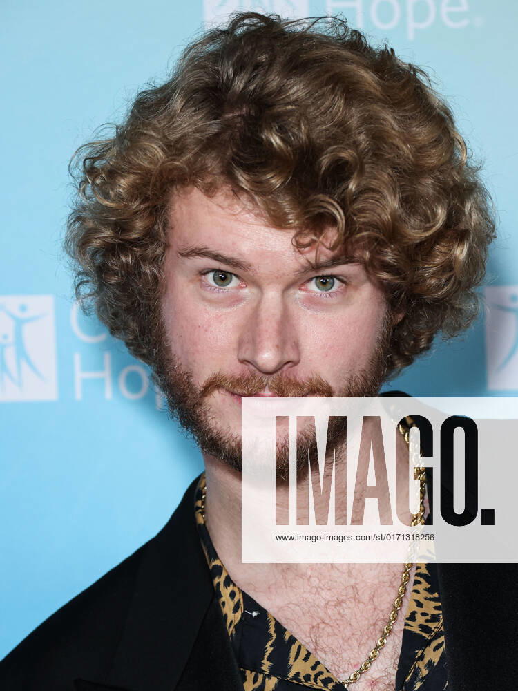 City Of Hope s 2022 Spirit Of Life Gala American rapper Yung Gravy (Matthew Raymond Hauri) arrives at the City Of Hope s 2022 Spirit Of Life Gala held at the Pacific Design Center on October 27, 2022 in West Hollywood, Los Angeles, California, United States. Pacific Design Center, West Hollywood, Los Angeles, California California United States
