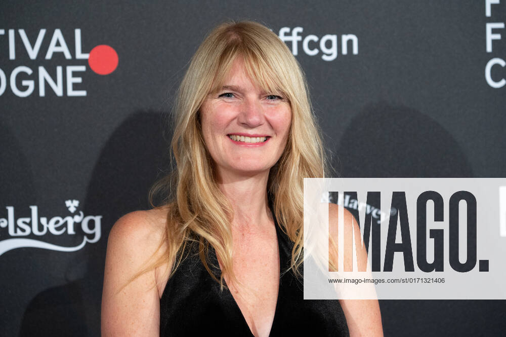 Corinna NILSON, Schauspielerin, Roter Teppich, Red Carpet Show, Ankunft, arrival, Film Festival Cologne awards in Koeln