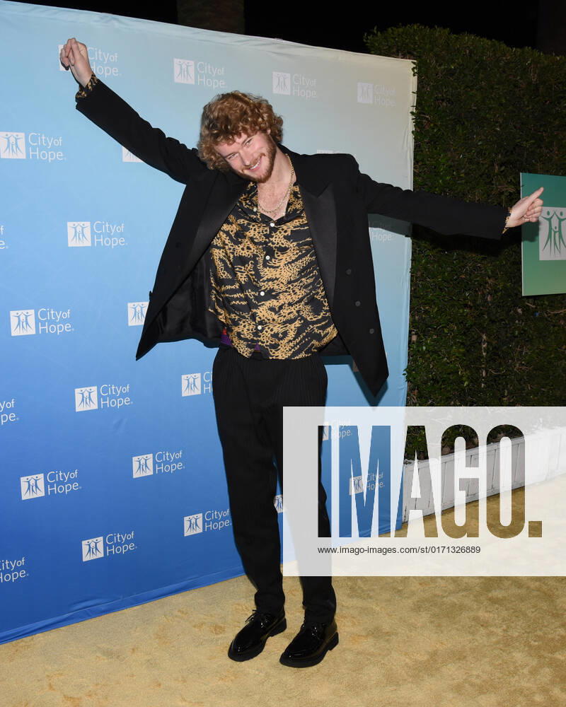 Los Angeles, California - Yung Gravy. City Of Hope s 2022 Spirit Of Life Gala. Wesollywood USA - ZUMAa123 20221027_zaa_a123_190