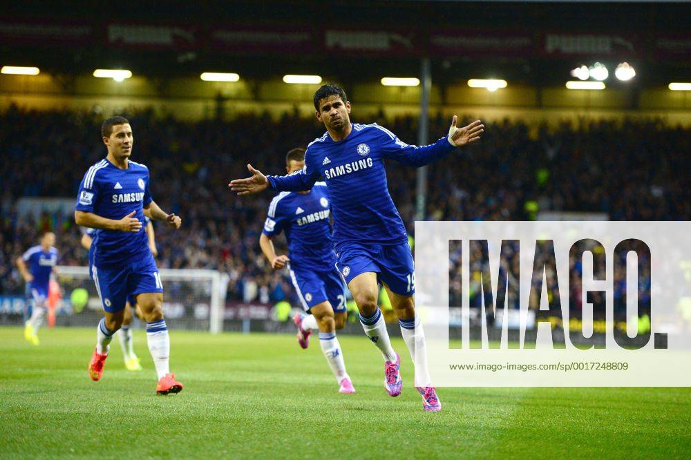 Diego Costa of Chelsea celebrates scoring the equalising goal - Barclays Premier League - Burnley vs Chelsea - Turf Moor Stadium - Burnley - England - 18th August 2014 - Pic Simon Bellis Sportimage .