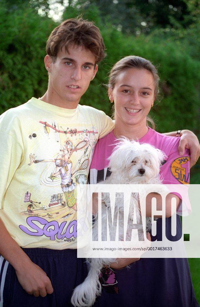 Mehmet Scholl (FC Bayern München) mit Freundin Susanne Pfannendörfer und Hund Amadeus