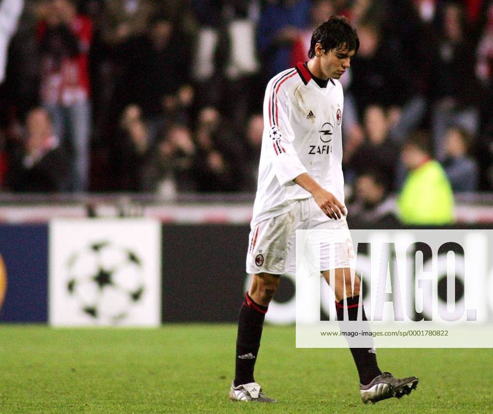 Kaka (Milan) enttäuscht - Fußball EC 1 Herren Champions League 2005 2006, AC Mailand Einzelbild Eindhoven Enttäuschung, Nachdenklichkeit,