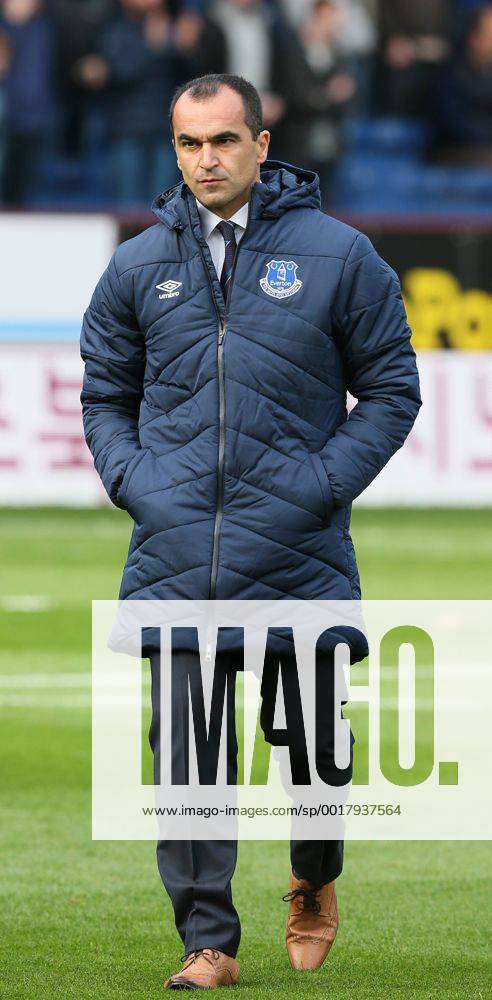 Roberto Martinez manager of Everton - Barclays Premier League - Burnley vs Everton - Turf Moor Stadium - Burnley - England - 26th October 2014 - Picture SimonBellis Sportimage .