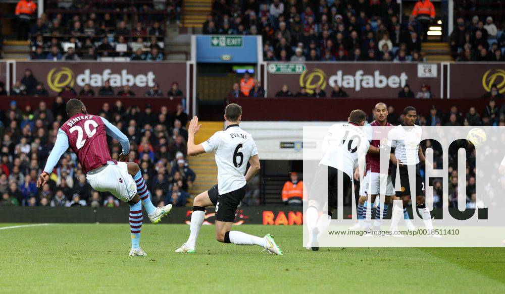 Aston Villa s Christian Benteke scoring his sides opening goal Barclays Premier League - Aston Villa vs Manchester United ManU - Villa Park - England - 19th December 2014 - Picture DavidKlein Sportimage .