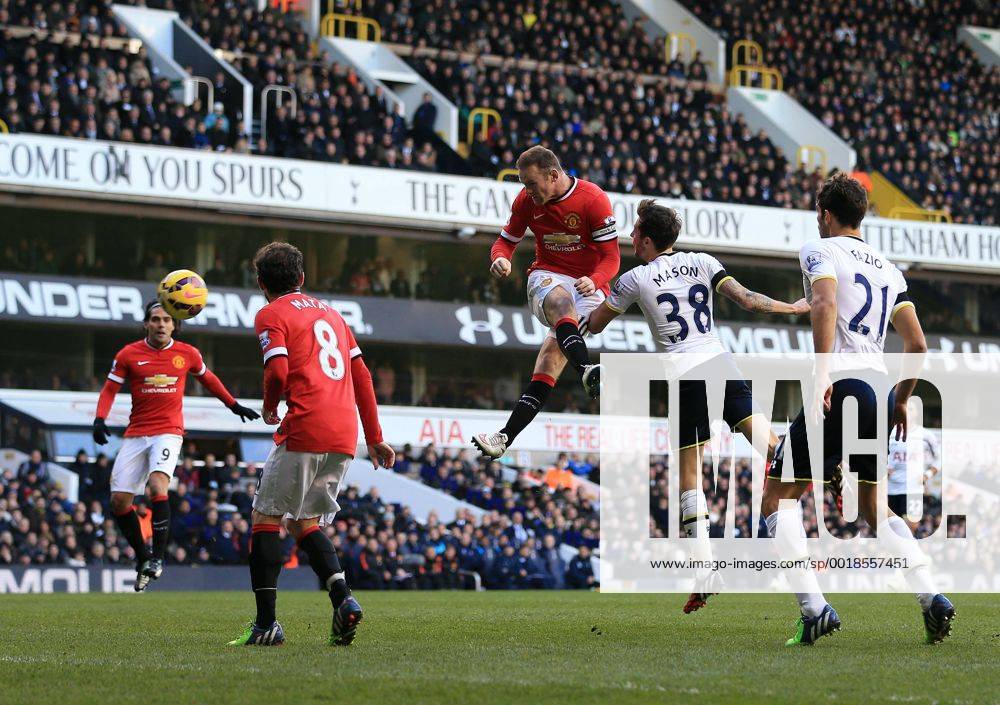 Manchester United ManU s Wayne Rooney fires in a header Barclays Premier League - Tottenham Hotspur vs Manchester United - White Hart Lane - England - 28th December 2014 - Picture David Klein Sportimage .