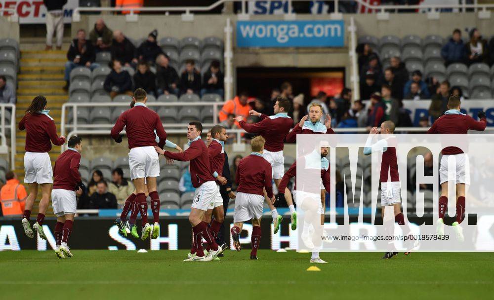 Newcastle, England. Barclays Premier League. Newcastle versus Burnley. Burnley players warming up before the game Haygarthx ActionPlus11585812