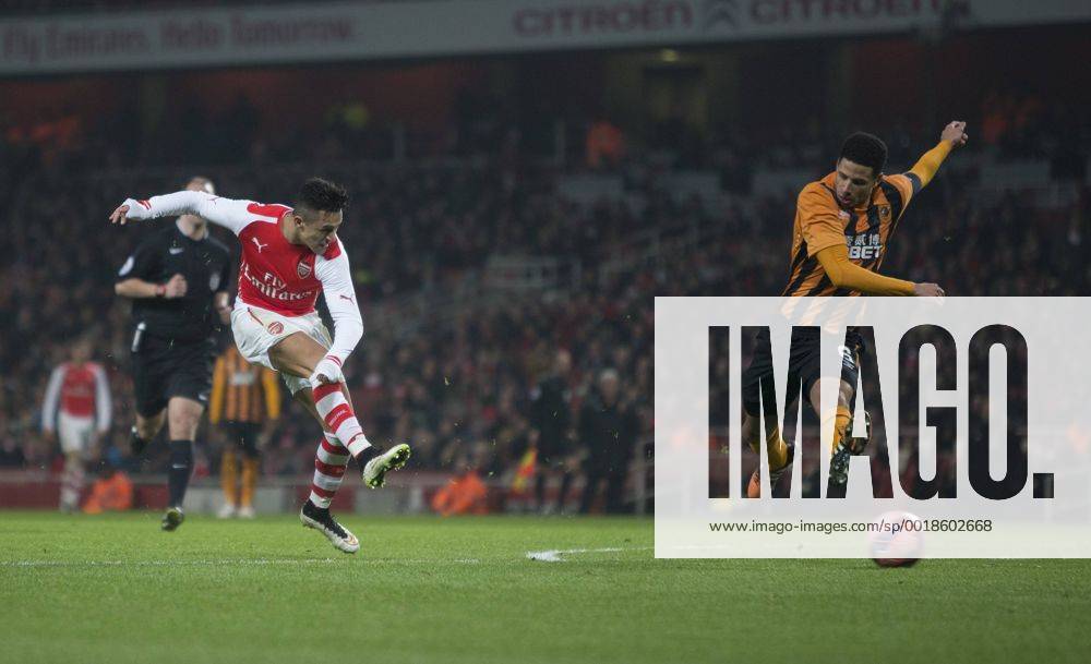 London, England. FA Cup 3rd Round. Arsenal versus Hull. Arsenal s Alexis Sanchez has a chance early in the second half. Cookex ActionPlus11586988