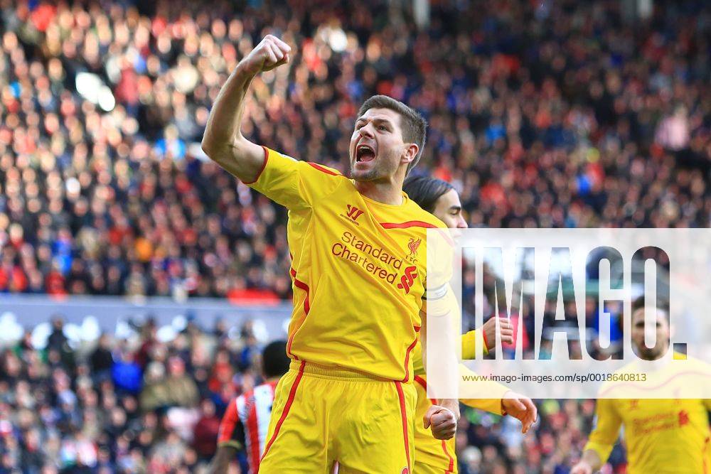 Steven Gerrard of Liverpool punches the air in celebration following Lazar Markovic s opening goal - Sunderland vs. Liverpool - Barclay s Premier League - Stadium of Light - Sunderland - 10 01 2015 Pic Philip Oldham Sportimage .
